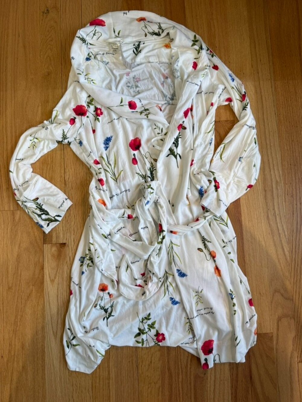 NWT Chico's by Soma White Floral Robe size L/XL